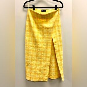 Zara NWT Woman’s Yellow Pencil Skirt